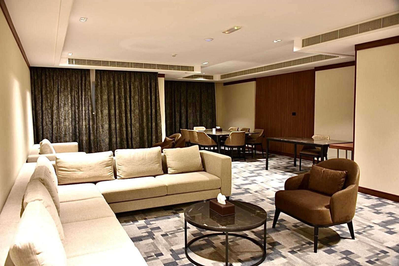 Royal Vista Hotel Ібрі Екстер'єр фото
