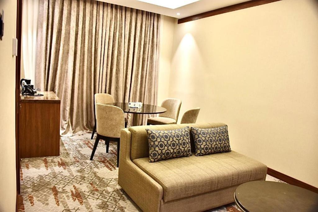 Royal Vista Hotel Ібрі Екстер'єр фото